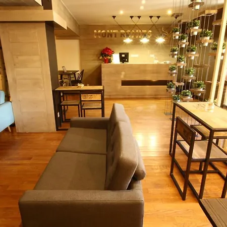 Mont-romies Hotel Salardu