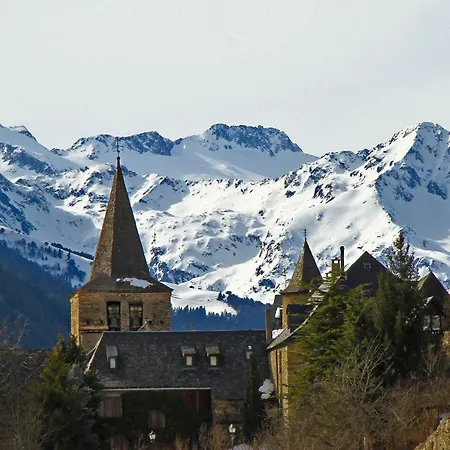 Hotel Mont-romies 2*